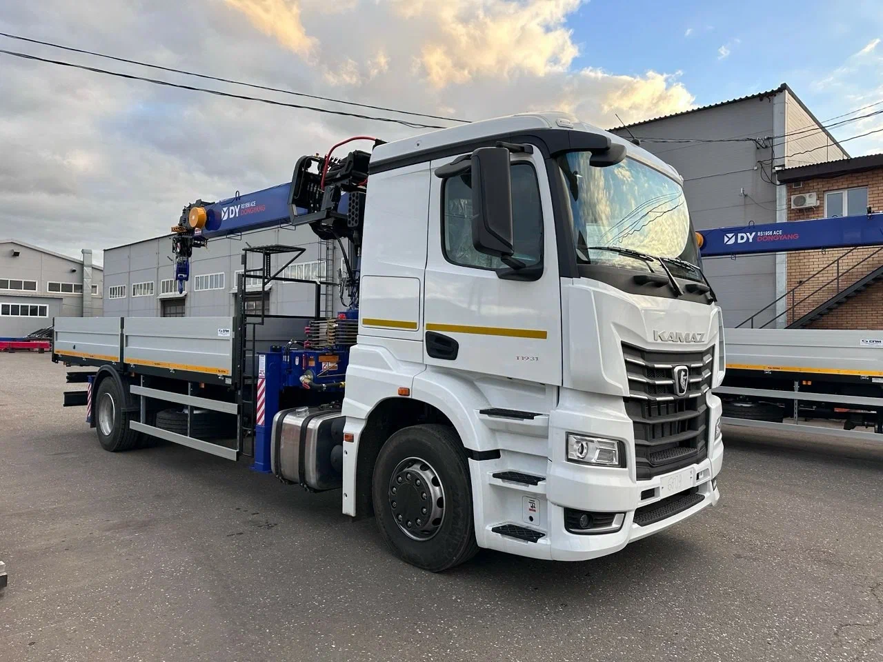 KAMAZ-53251: что это за шасси и для каких надстроек оно подходит