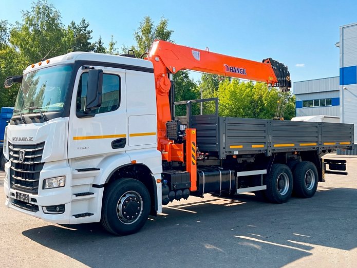 Новые KAMAZ с КМУ на шасси K5: отличия и что выбрать
